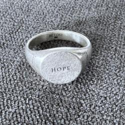 Chevalière en argent sterling - HOPE (espoir) - bague homme - taille 54 - marque Be Lost