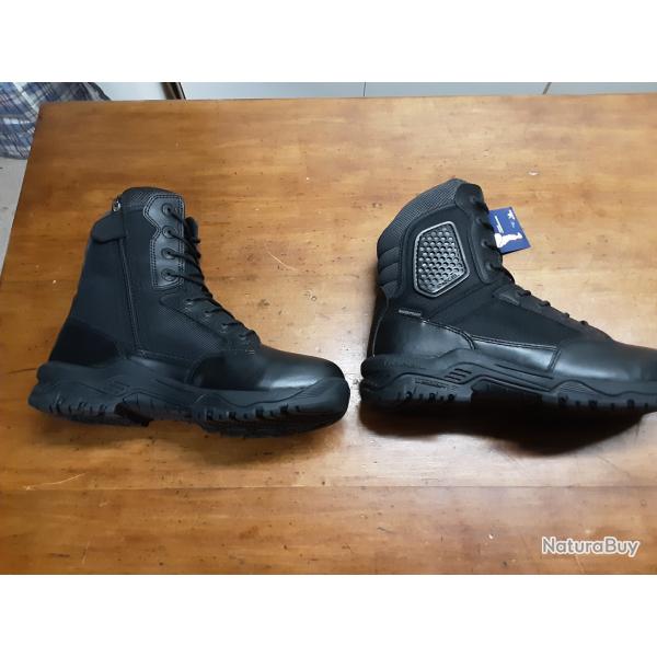 Chaussure  magnum  tactique