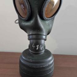 Masque à gaz allemand complet et nominatif 1941