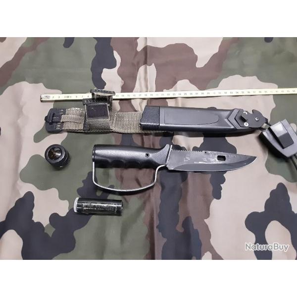 Couteau de survie