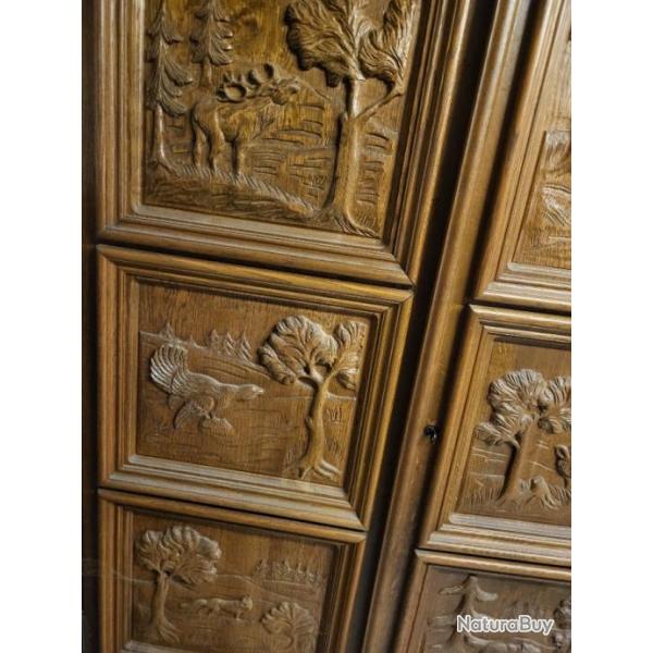 Armoire de chasse