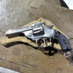 Revolver 320 Smith & Wesson