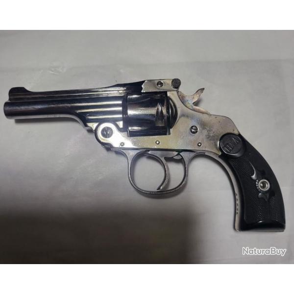 Revolver Forehan calibre 32 s e w sa er da tat proche du neuf