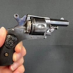 Revolver allemand cal320