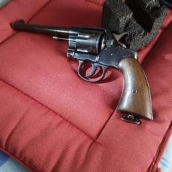 Colt Army US 1901  cal 38 lc Avec son Étui .