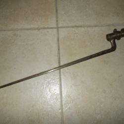 ancienne baionnette à douille pour fusil  xix eme empire poincons soldat armée militaria militaire