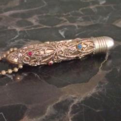 superbe briquet pendentif 1950