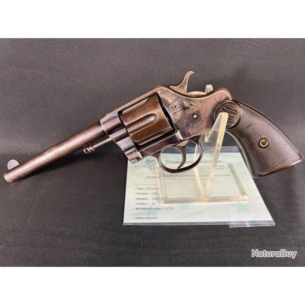 COLT modle 1889 fabrication 1893 cal38lc.  UNE PAIRE DE PLAQUETTE NEUVE SERA FOURNIE