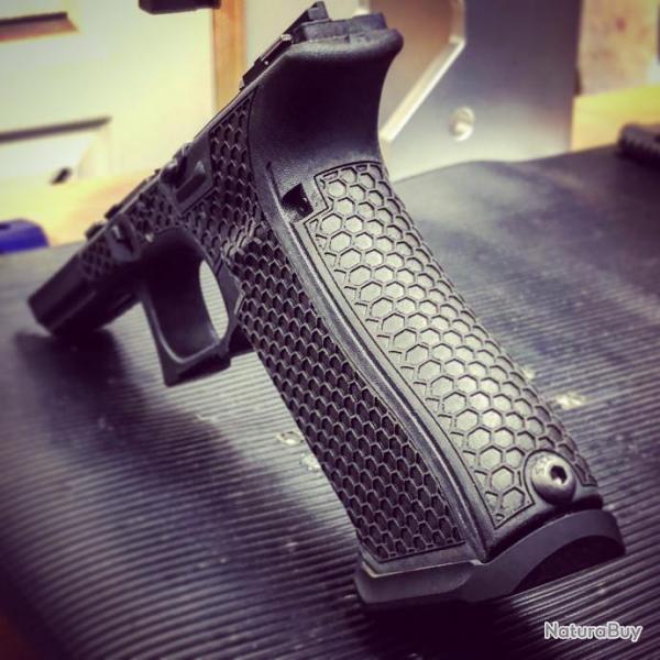 Personnalisation Glock - Stippling Laser - Intgral + modifications de pontet