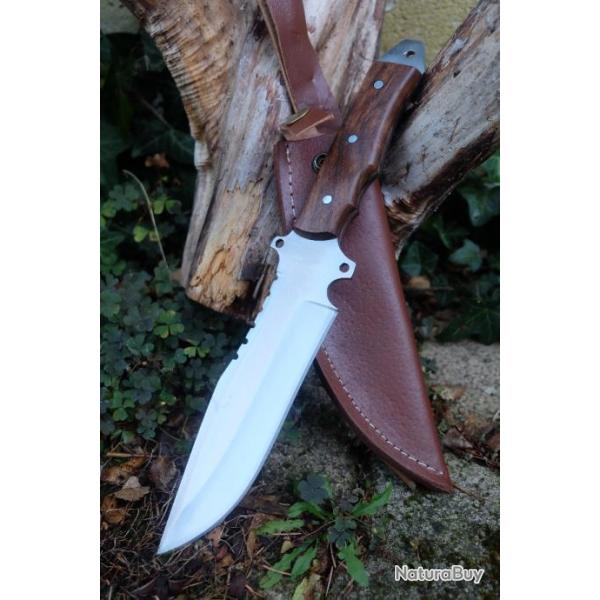 Bowie Couteau de Chasse Survie Lame Acier Carbone 1055 Manche Bois Etui Cuir Fabric Artisanale 001