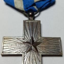 Décoration militaire Croix du Mérite de Guerre Italie 1914-1918