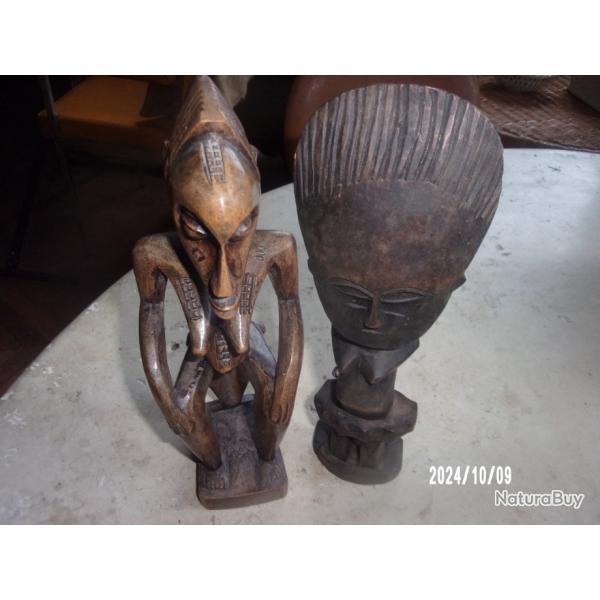 lot de deux anciennes statuettes africaines