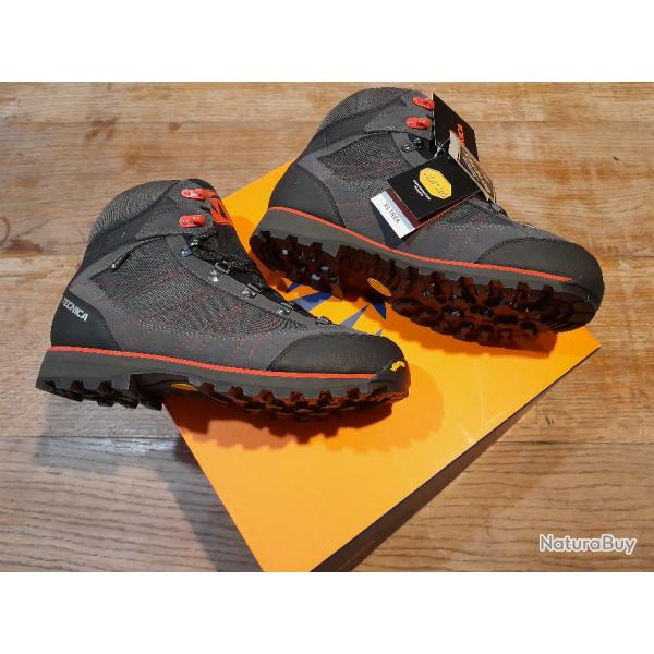 Chaussures de marche tecnica makalu IV GTX gore-tex