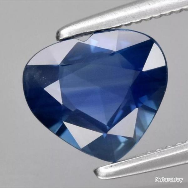 Saphir naturel bleu, 0.90 carats, VS, coupe coeur, Thalande (chauffe traditionnelle uniquement)