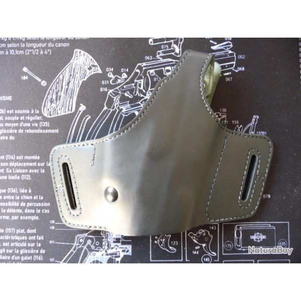 Holster cuir droitier de marque Scorpion pour Sig-Sauer P2022