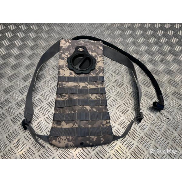 Sac  dos hydratation molle camelbak 2,5l Operation Camo mfh