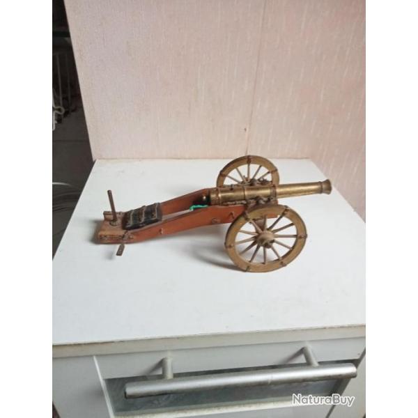 canon ancien longueur 25 cm x 11 cm hauteur 8 cm