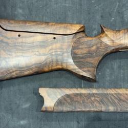 CROSSE BEAU BOIS AVEC BUSC RÉGLABLE + LONGUESSE : BERETTA DT10/ 11