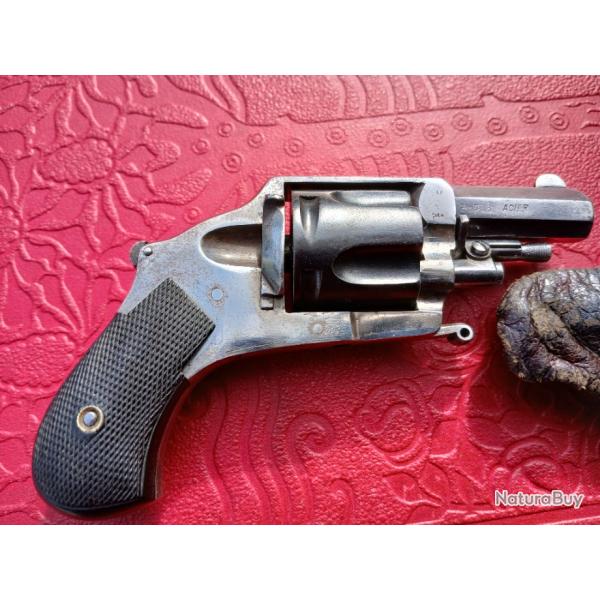 Revolver bulldog fonctionnel en calibre320 en trs bon tat,  prix cass...