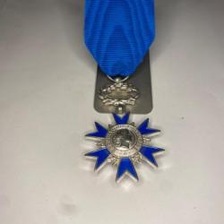 Médaille national du mérite