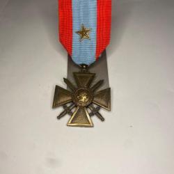 Croix de Guerre Théâtres d'Opération Extérieurs, en vermeil, poinçon au sanglier