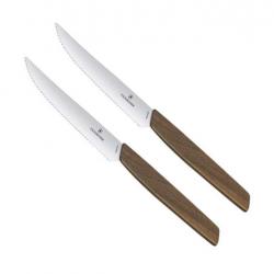 Set de 2 couteaux steak "Swiss Modern" noyer 12 cm, Tranchant dentelé [Victorinox]