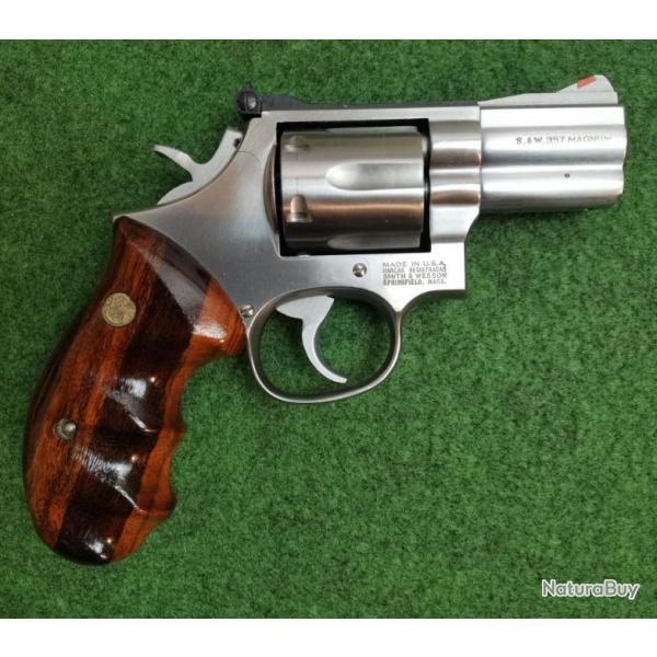Revolver SMITH & WESSON mod. 686-1 - Calibre 357 Magnum - 2,5" - Inox (Occasion trs bon tat)