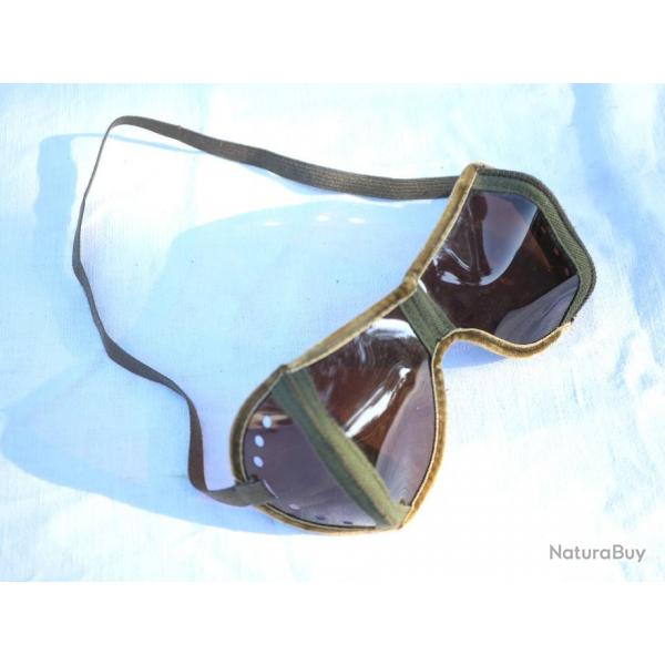 Arme allemande Paire lunettes pliante allemande WWII solaire TBE ref EBR24LUN001