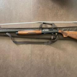 FUSIL BENELLI modèle MONTEFELTRO GAUCHER CAL 12/76