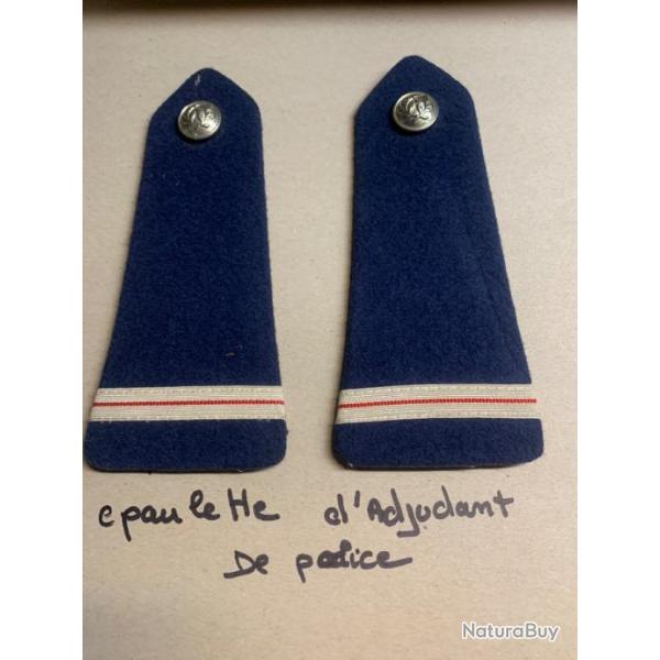 paulettes grade, adjudant (police)