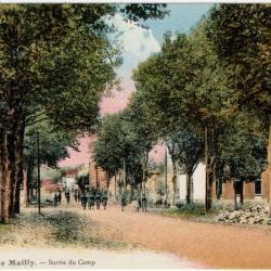 CPA MILITARIA  -  CAMP DE MAILLY  -  SORTIE DU CAMP