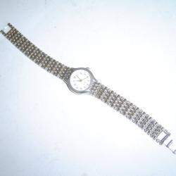 Superbe  tres jolie montre femme