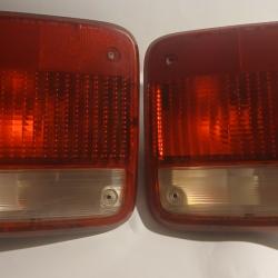 Ensemble de feux arrière côté gauche GM OEM General Motors 16503229 [Lot de 2]