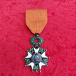 Médaille chevalier légion d'honneur en argent 7 bel état