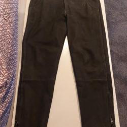 Pantalon de chasse en cuir nubuck de Buffle verney-carron taille 46 neuf jamais porté.