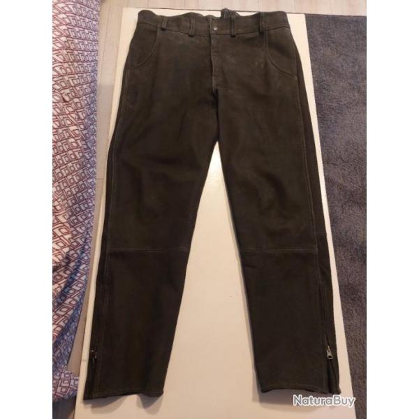 Pantalon de chasse en cuir nubuck de Buffle verney-carron taille 46 neuf jamais port.