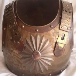 FR382220.a Cuirasse  fond de scène de théâtre XIX°
