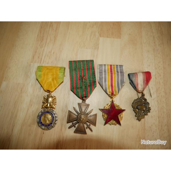 Lot de mdailles Franaises d'un poilu WW1 dont mdaille des bless