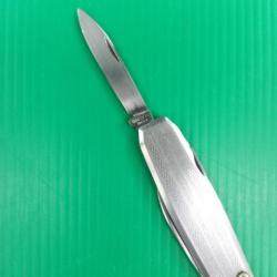 PETIT  COUTEAU  " BARGEON  "  ( voir photos )  TROIS  FONCTIONS  .  INOX  AVEC  GRAVURES   .