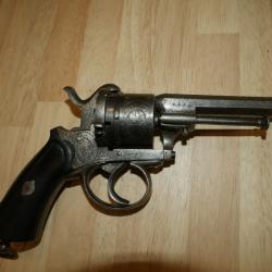 Revolver à broche en 9mm modèle à pontet mécanique à réviser (ressort de rappel et double action hs)