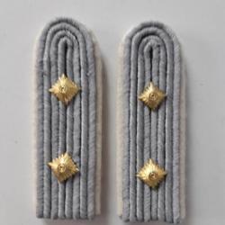 PAIRE DE PATTES D EPAULE DE CAPITAINE WH,INFANTERIE