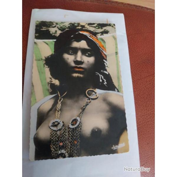 ancienne carte postale buste femme nue tunisienne