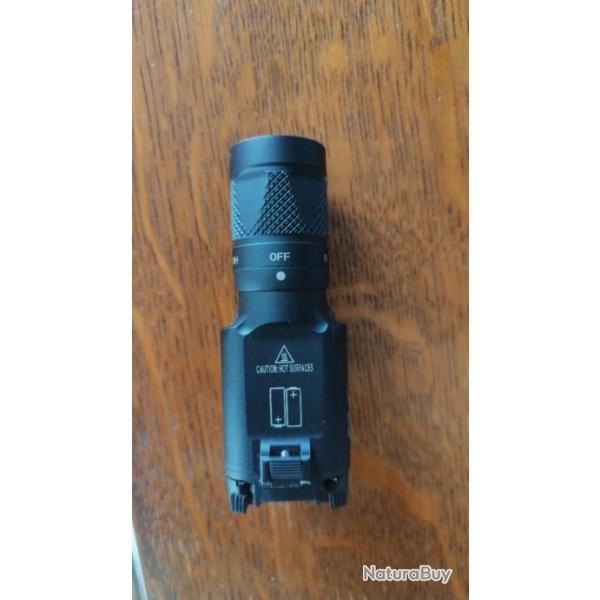 Lampe tactique SUREFIRE X300V