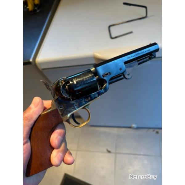 Pietta Colt Navy Sheriff 1851 Acier model 1851 cal 36 comme neuf. Jamais tire