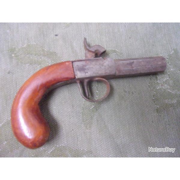 pistolet  percussion long. 16,5  cm