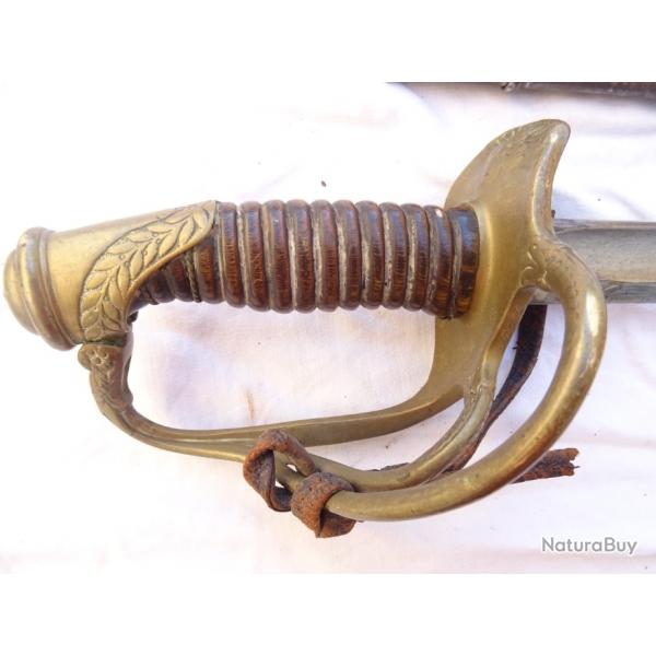 253-  RARE sabre 1885 , officier de cavalerie lgre 1822 entr-se = BENTZ  ?