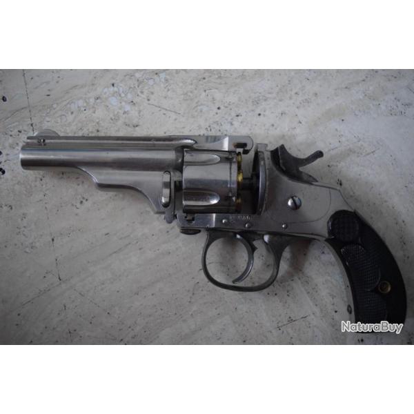 lgant Revolver Merwin Hulbert calibre 32 Smith et Wesson, arme de catgorie D