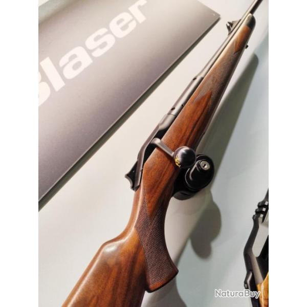 Blaser R8 Sporter classic 30-06 ou 9.3x62 ou 300win tat neuve. Canon neuf !!!!