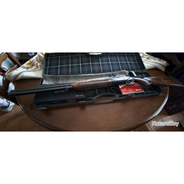 Superpos Benelli 828 U Black cal : 12/76 CI, canon 66 cm, tat proche du neuf