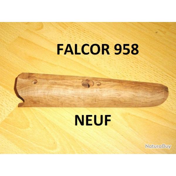 devant bois NEUF fusil FALCOR 958  vernir trou rond MANUFRANCE - VENDU PAR JEPERCUTE (S20M342)